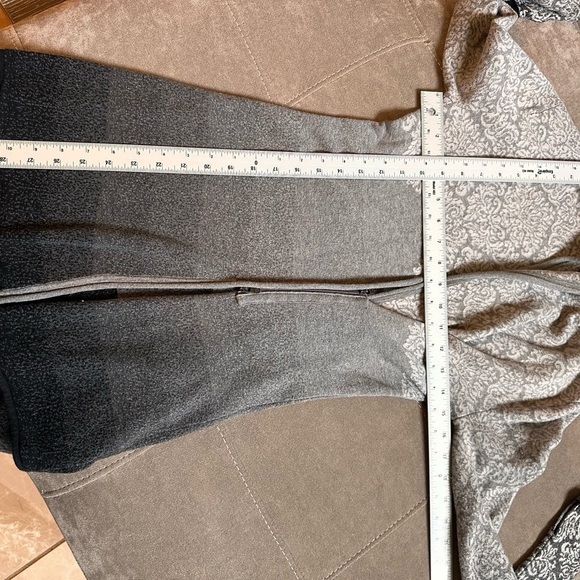 Athleta Gray Utility Jacket with Textured Ombre Design - Picture 4 of 6